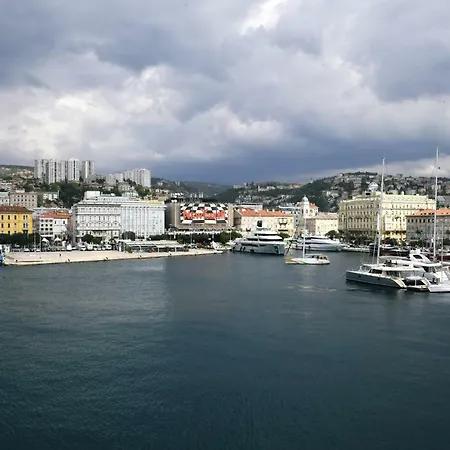 Ztc Apartment Rijeka